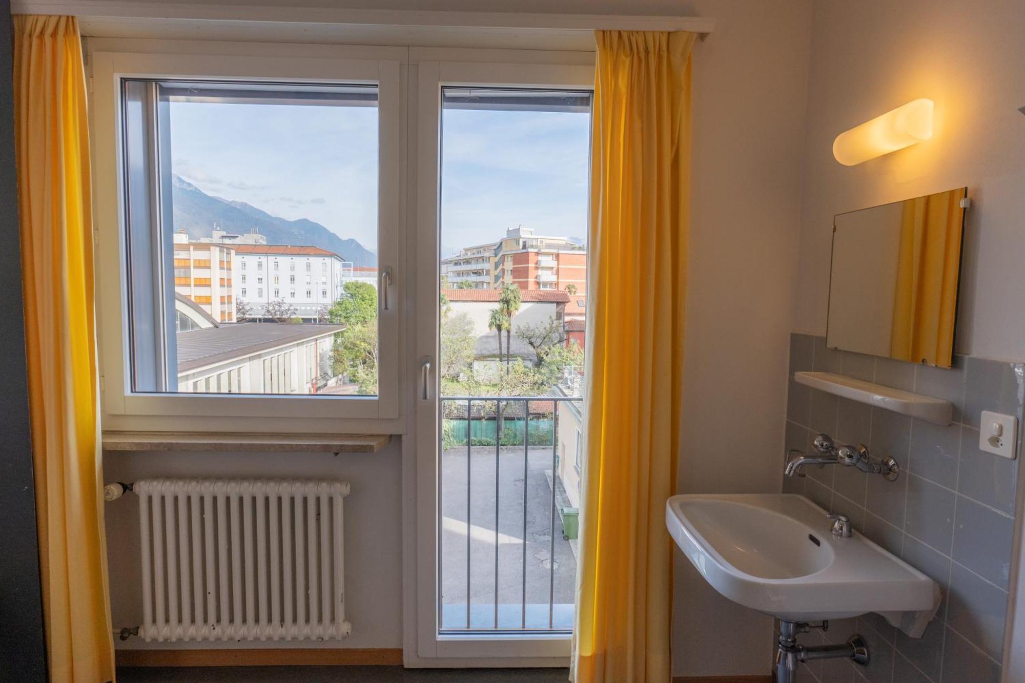 Locarno Youth Hostel Exterior photo