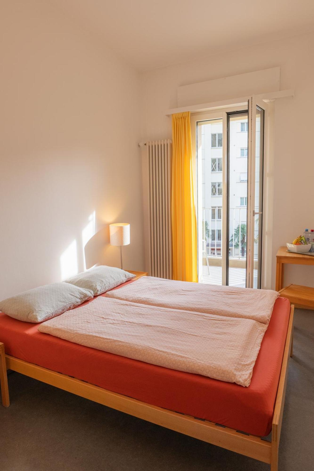 Locarno Youth Hostel Exterior photo