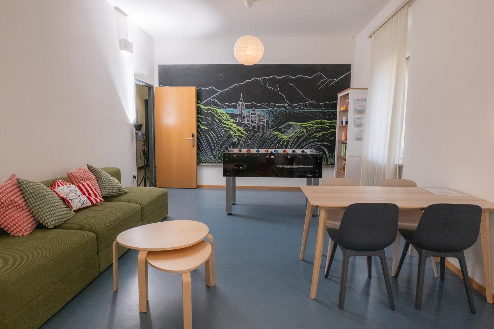 Locarno Youth Hostel Exterior photo